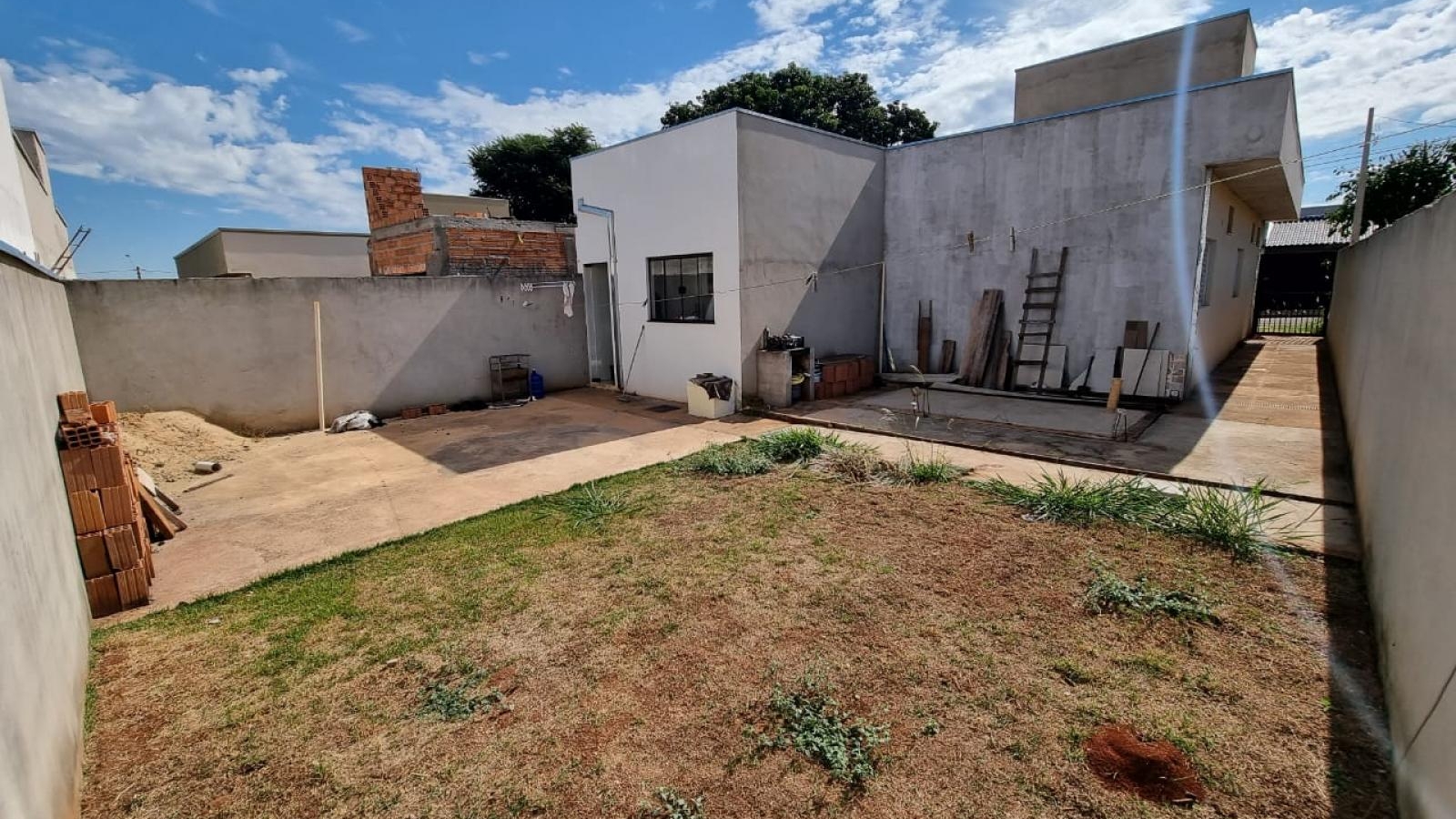 95 - Casa p/ Venda 95 - Casa p/ Venda