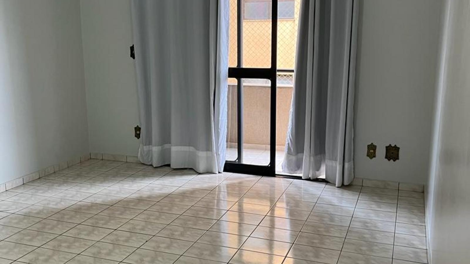 131 - Apartamento p/ Venda 131 - Apartamento p/ Venda