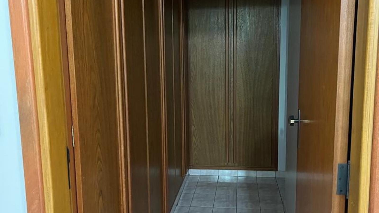 131 - Apartamento p/ Venda 131 - Apartamento p/ Venda