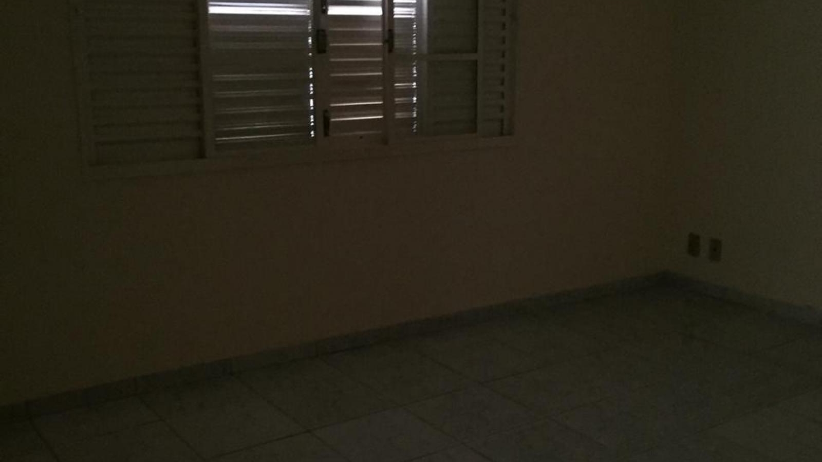 136 - Casa p/ Venda 136 - Casa p/ Venda