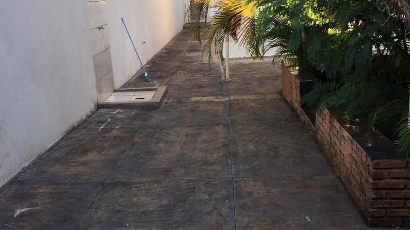 136 - Casa p/ Venda 136 - Casa p/ Venda