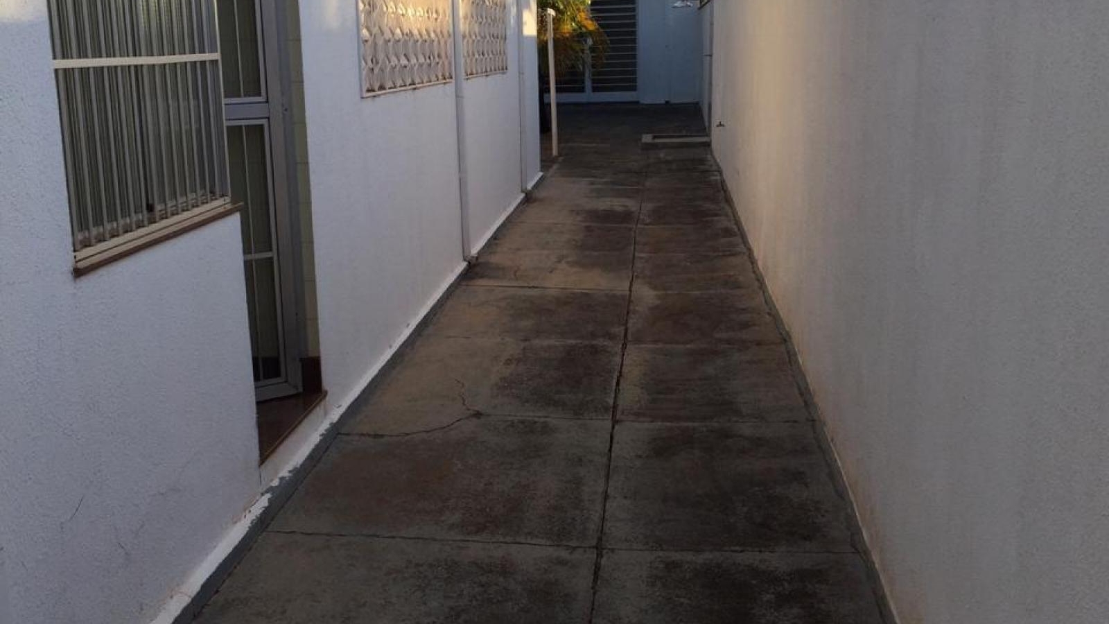 136 - Casa p/ Venda 136 - Casa p/ Venda