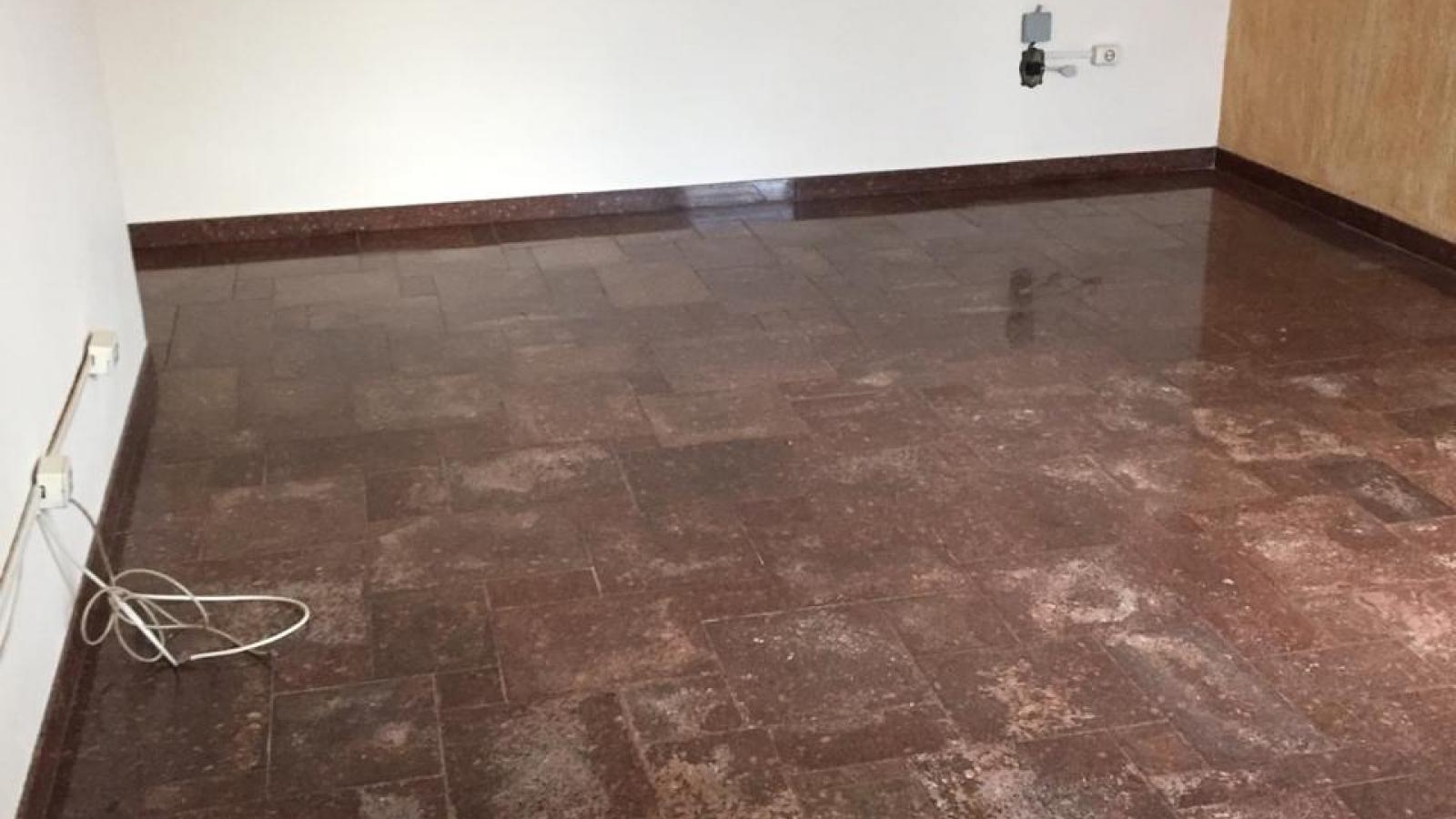 136 - Casa p/ Venda 136 - Casa p/ Venda