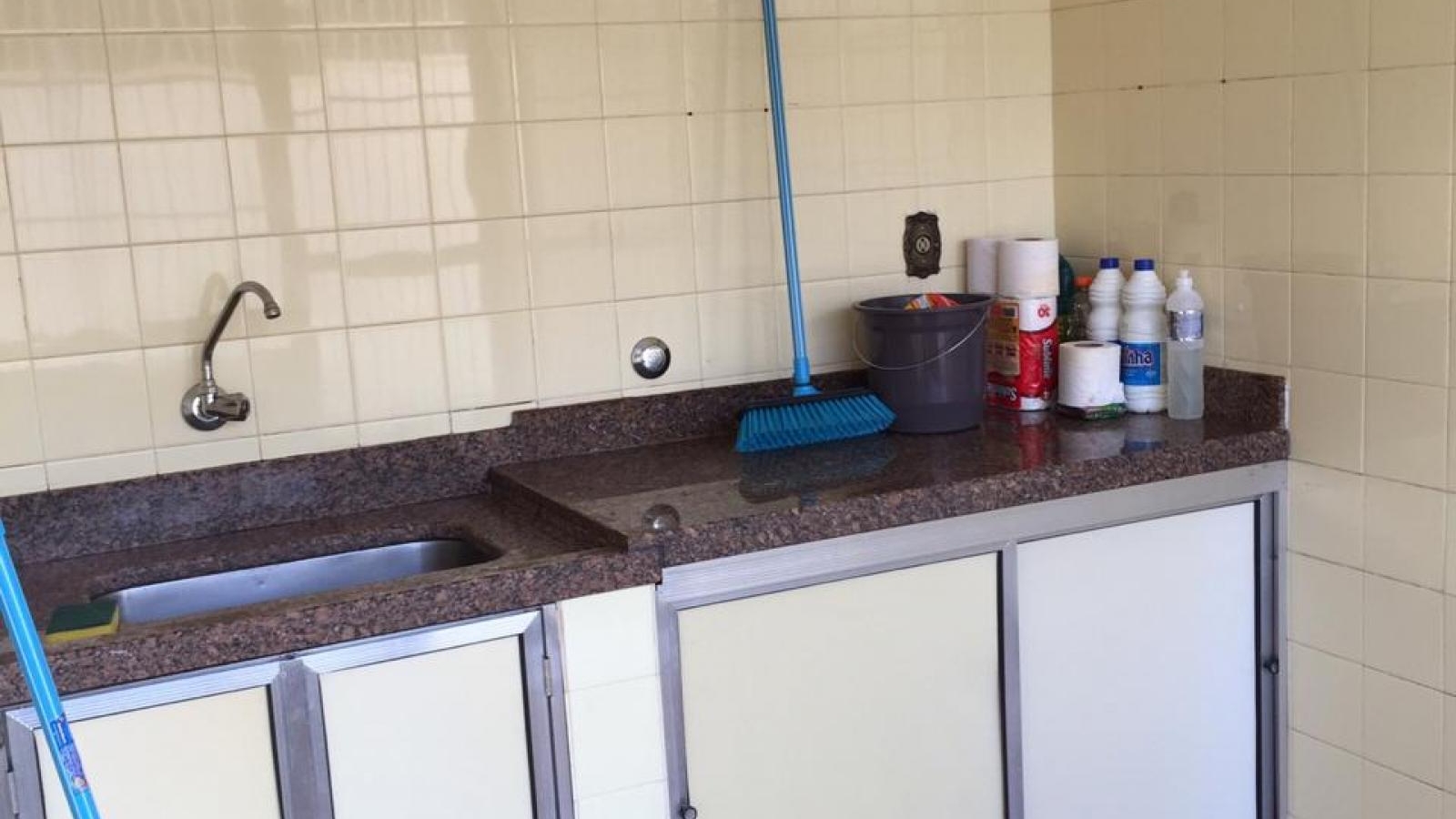 136 - Casa p/ Venda 136 - Casa p/ Venda