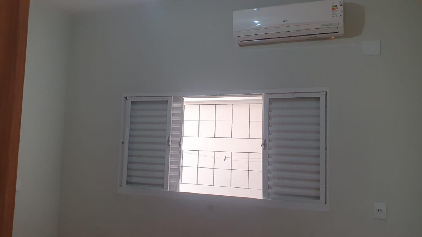 220 - Casa p/ Venda 220 - Casa p/ Venda