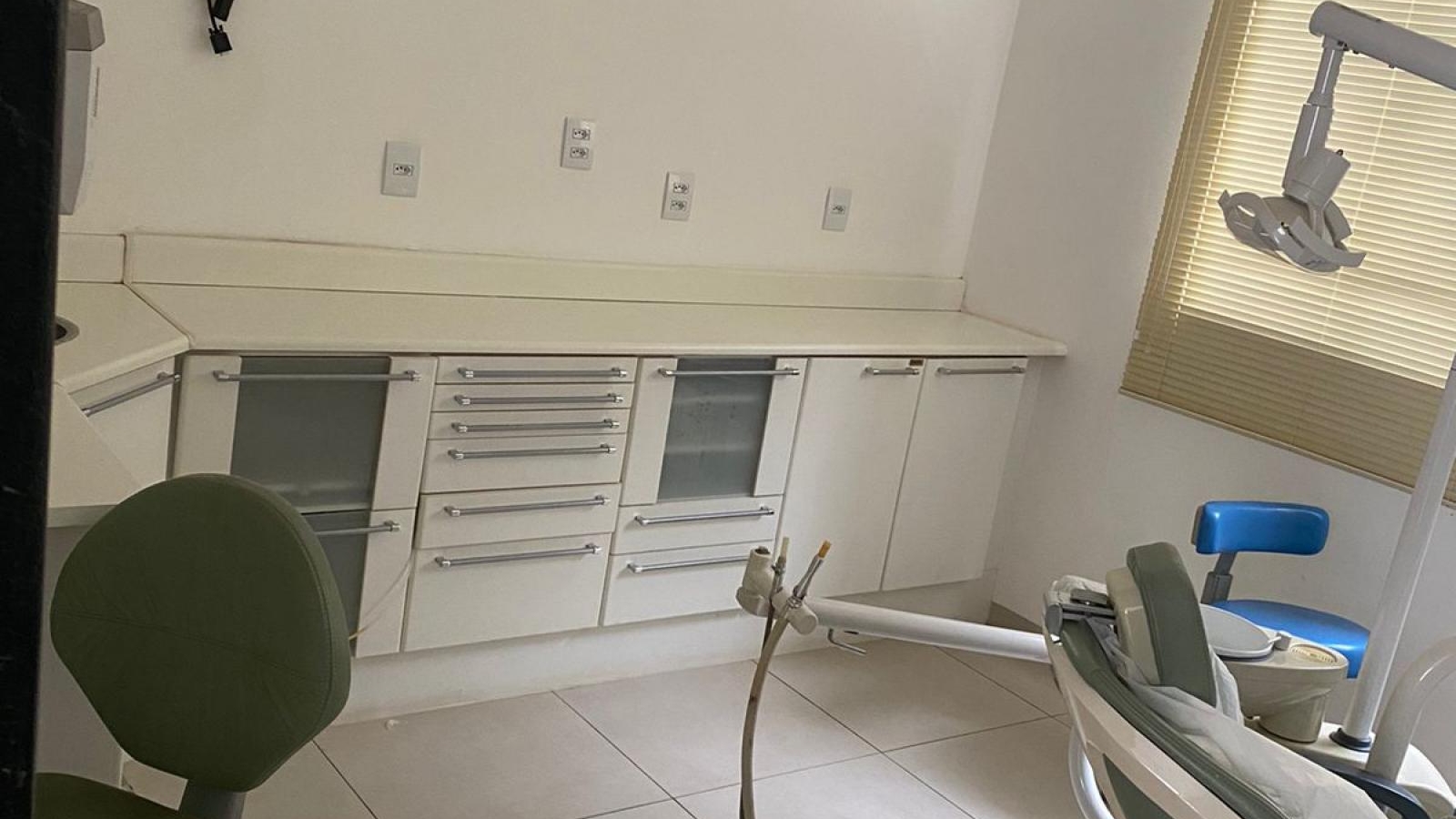 233 - Prédio/Sala/Salão Comercial p/ Locação 233 - Prédio/Sala/Salão Comercial p/ Locação