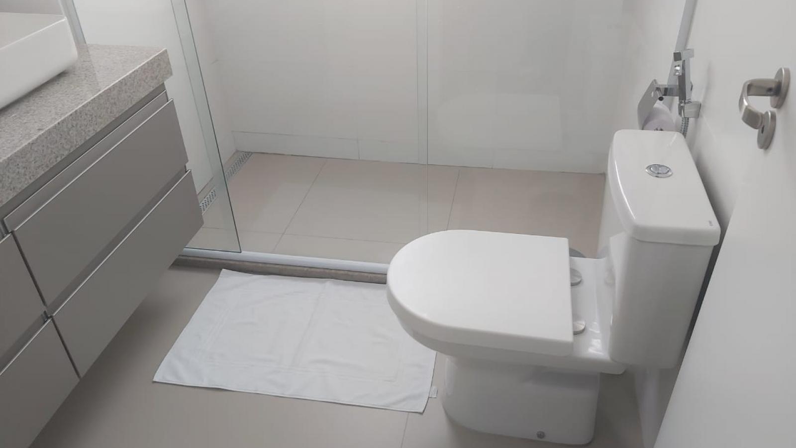 245 - Apartamento p/ Locação 245 - Apartamento p/ Locação