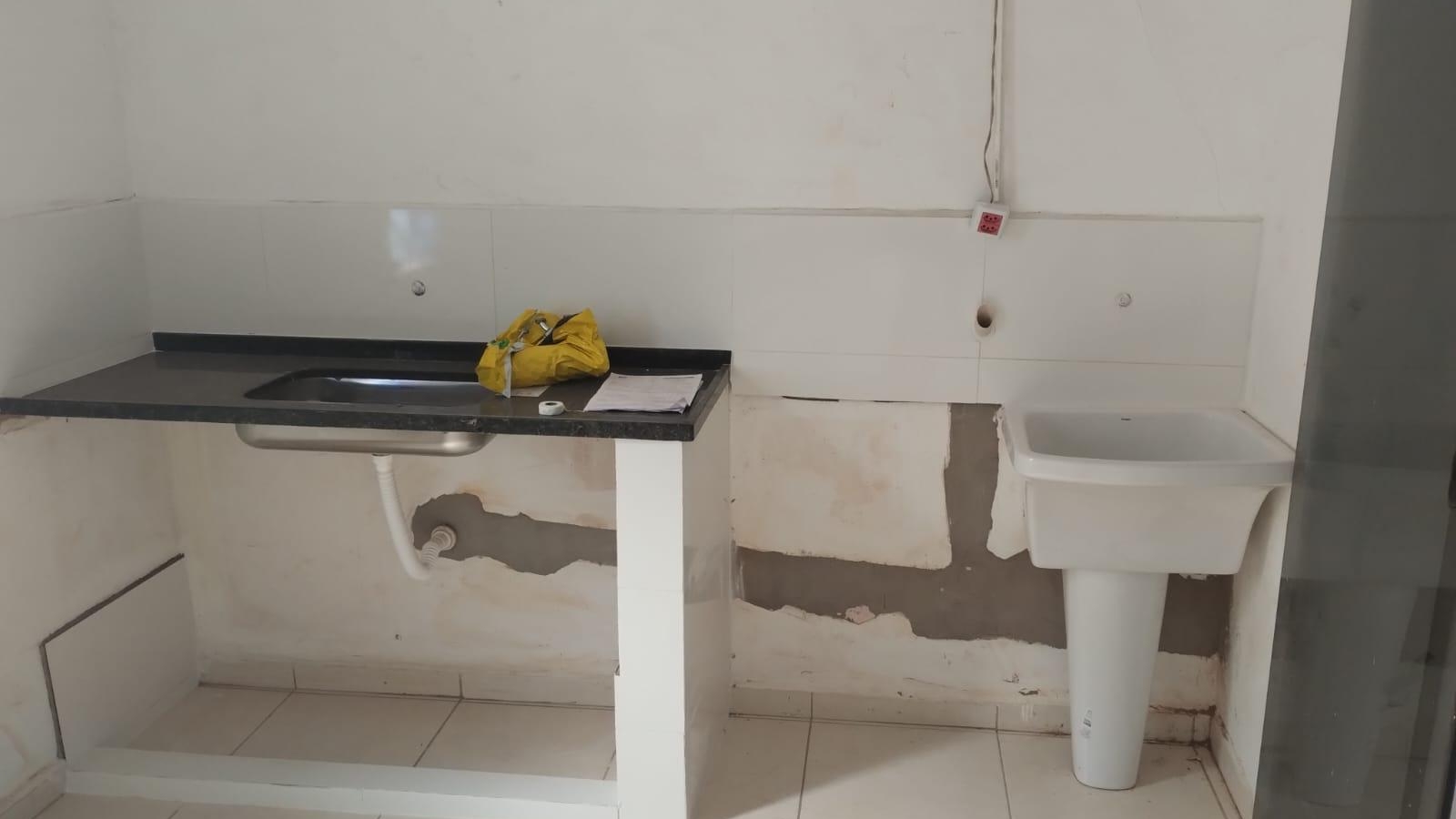 256 - Prédio/Sala/Salão Comercial p/ Locação 256 - Prédio/Sala/Salão Comercial p/ Locação