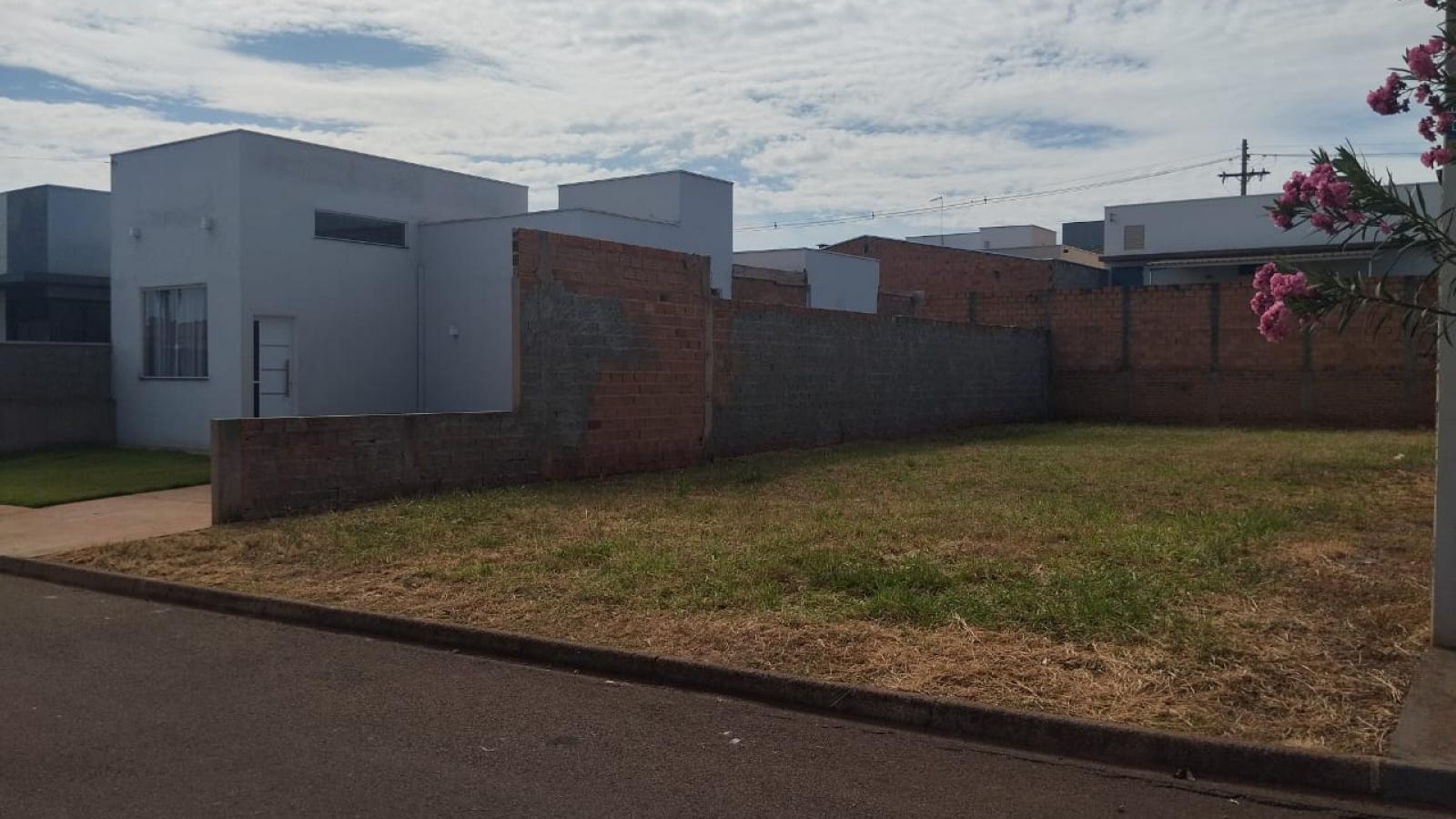 260 - Terreno p/ Venda 260 - Terreno p/ Venda