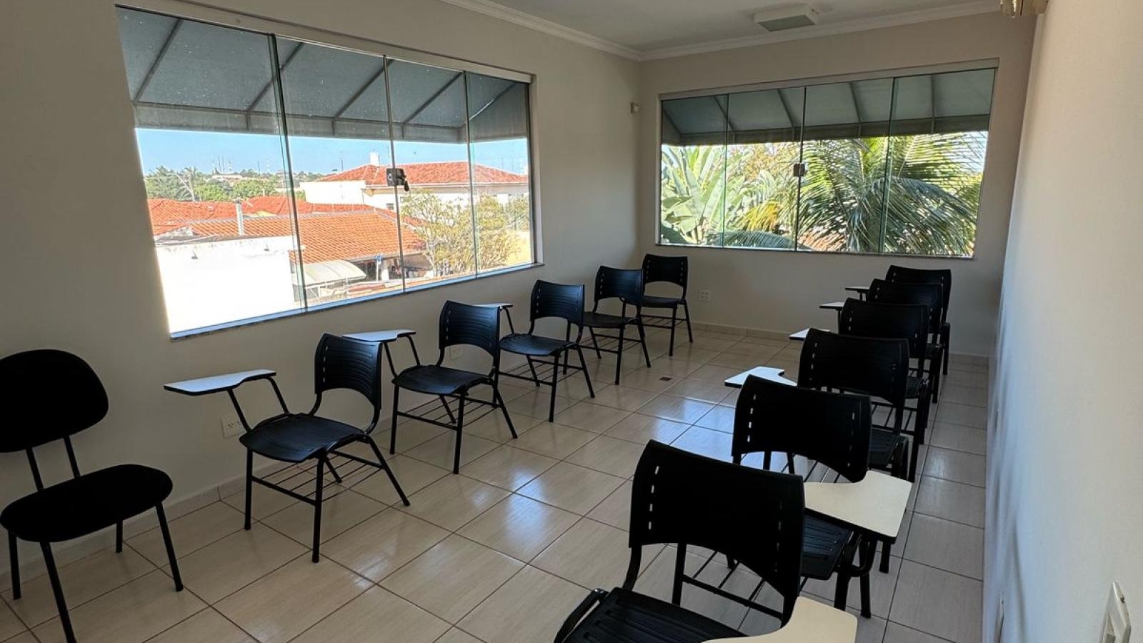 358 - Prédio/Sala/Salão Comercial p/ Locação 358 - Prédio/Sala/Salão Comercial p/ Locação