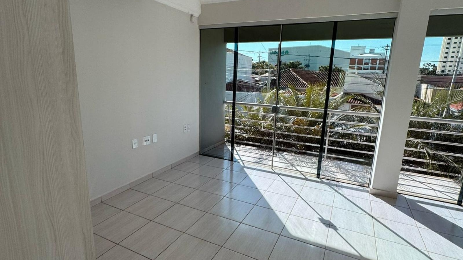 358 - Prédio/Sala/Salão Comercial p/ Locação 358 - Prédio/Sala/Salão Comercial p/ Locação