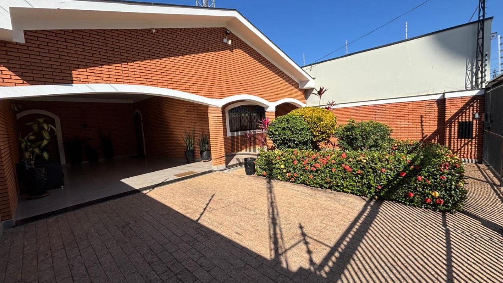 360 - Casa p/ Venda 360 - Casa p/ Venda